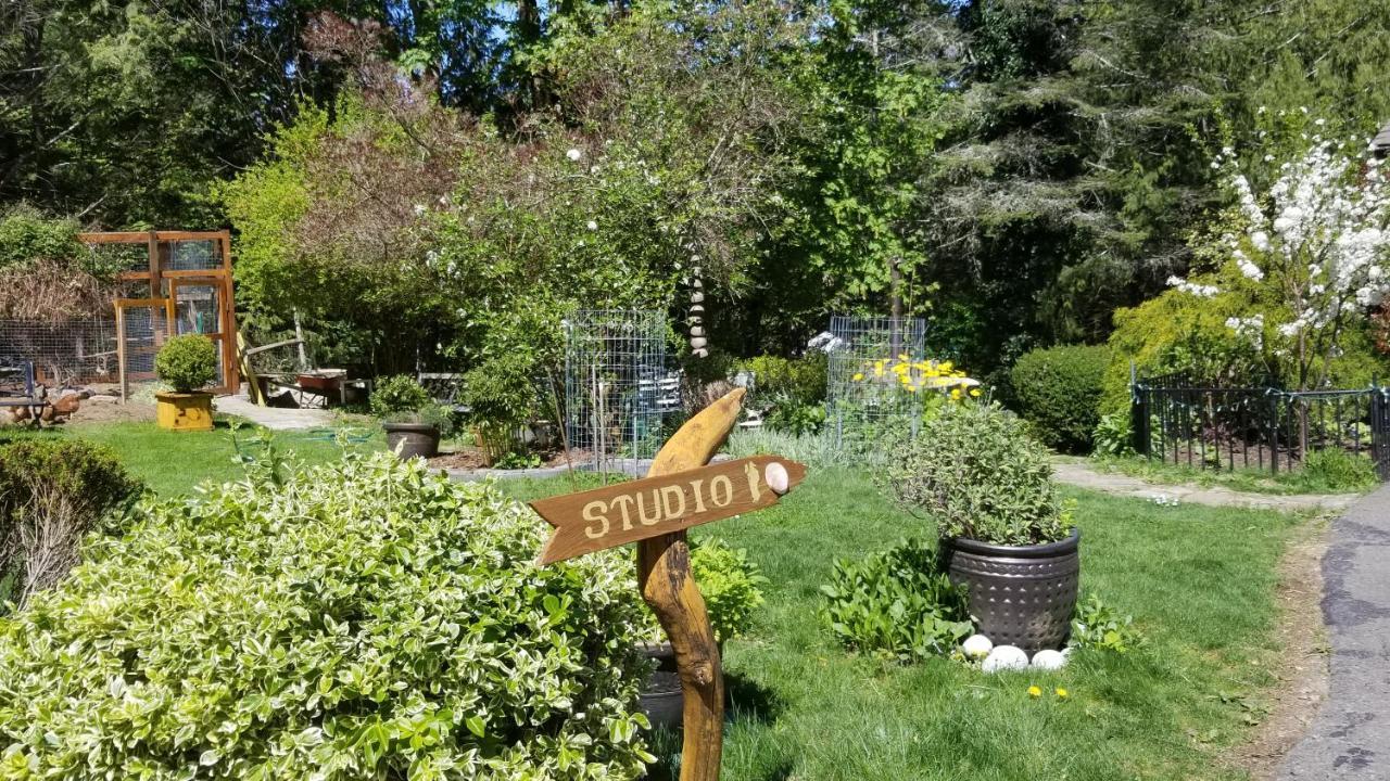 Metchosin Sacred Pilgrimage Studio旅馆 外观 照片